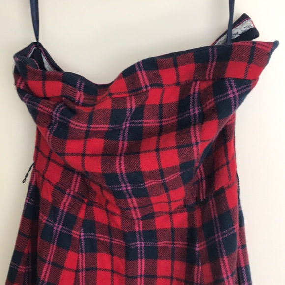 Dress - Picture 2 of 5